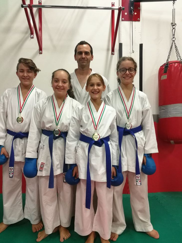 Karate Parlani e allievi karate