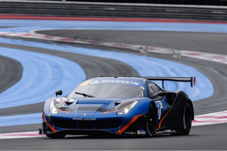 ferrari 488 al paul ricard